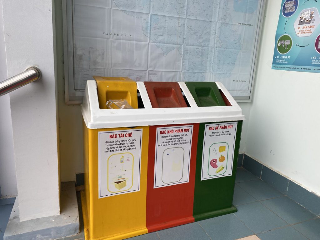 Thùng rác phân loại rác thải uy tín - Cửa hàng Gia Huy